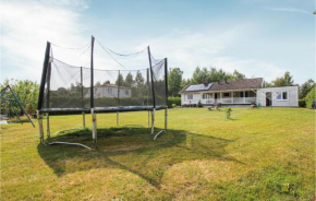 6 Bedroom Pet Friendly Home In Vittaryd